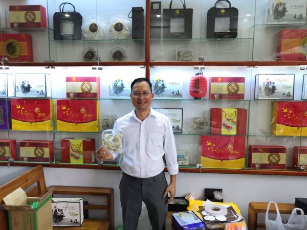 Yến Sào Tổ yến trên đá cao cấp Tấn Hưng
