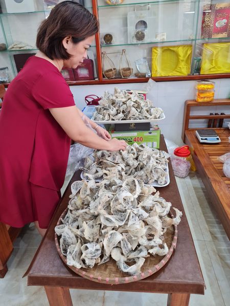 Bán sỉ & lẻ yến sào tại TP Hồ Chí Minh – Yến đá thiên nhiên Tấn Hưng